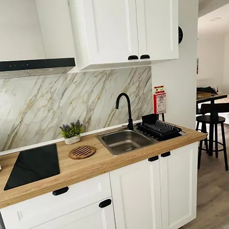 Blessed House بورتيماو